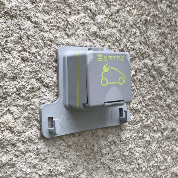 Fournitures Et Pose Socle Prise De Courant Vehicule Rechargeable A Lunel