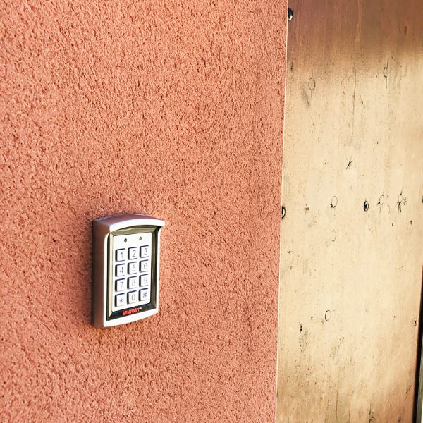 Installation Controle D Acces Professionnel A Lunel